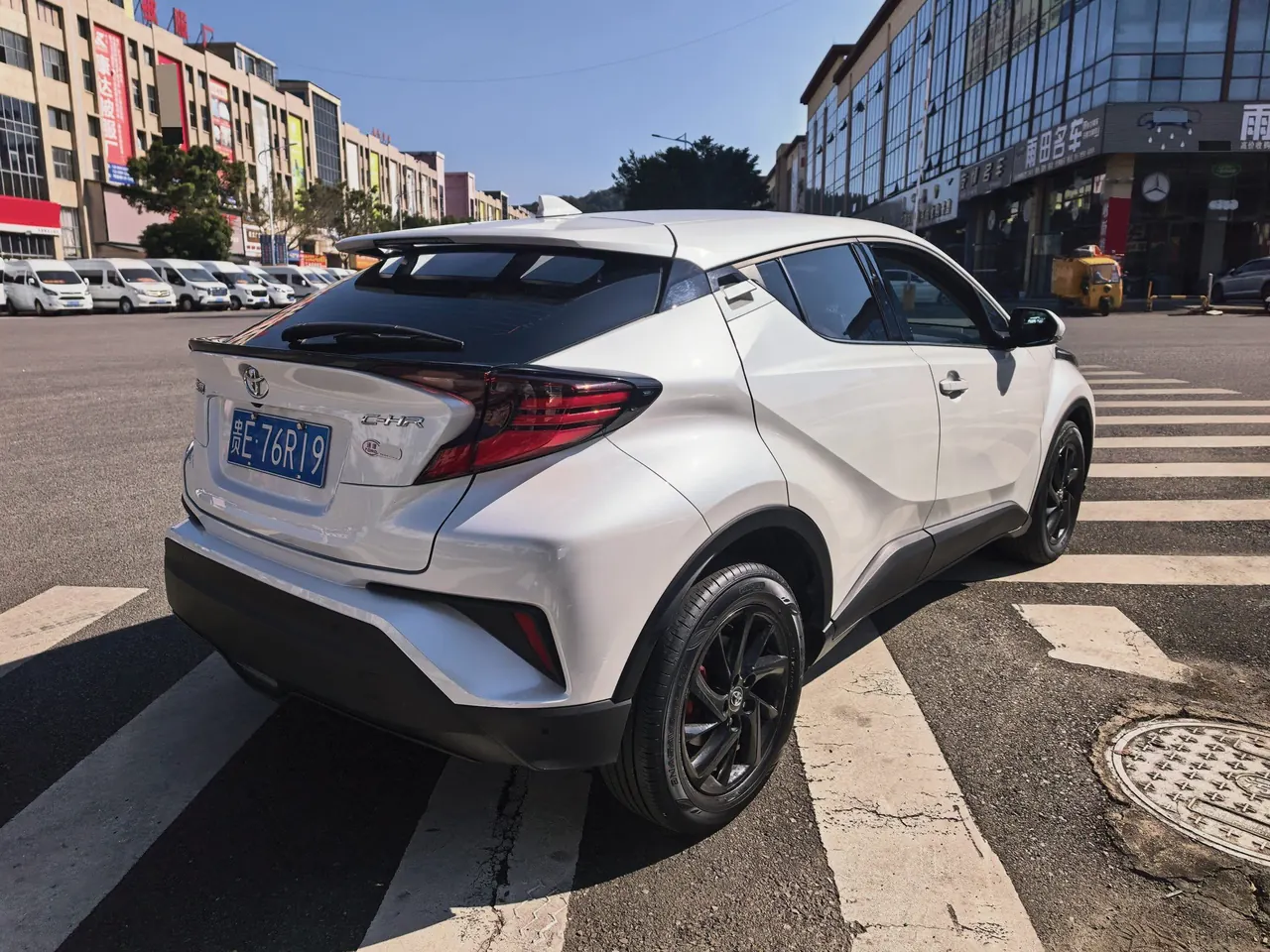 Toyota 2021 C- HR 2.0 Stepless Deluxe Edition Automatic Gear 3