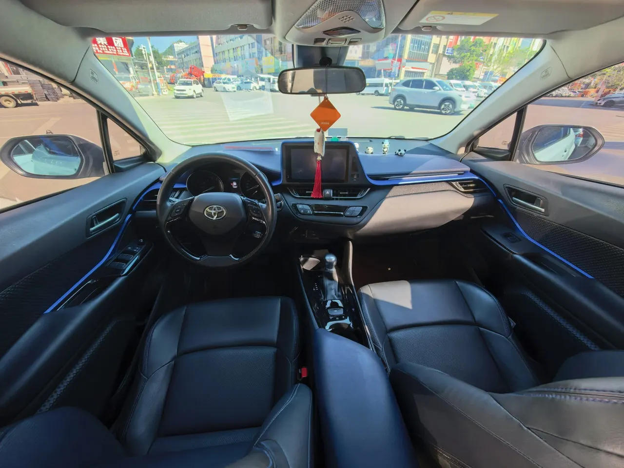 Toyota 2021 C- HR 2.0 Stepless Deluxe Edition Automatic Gear 9