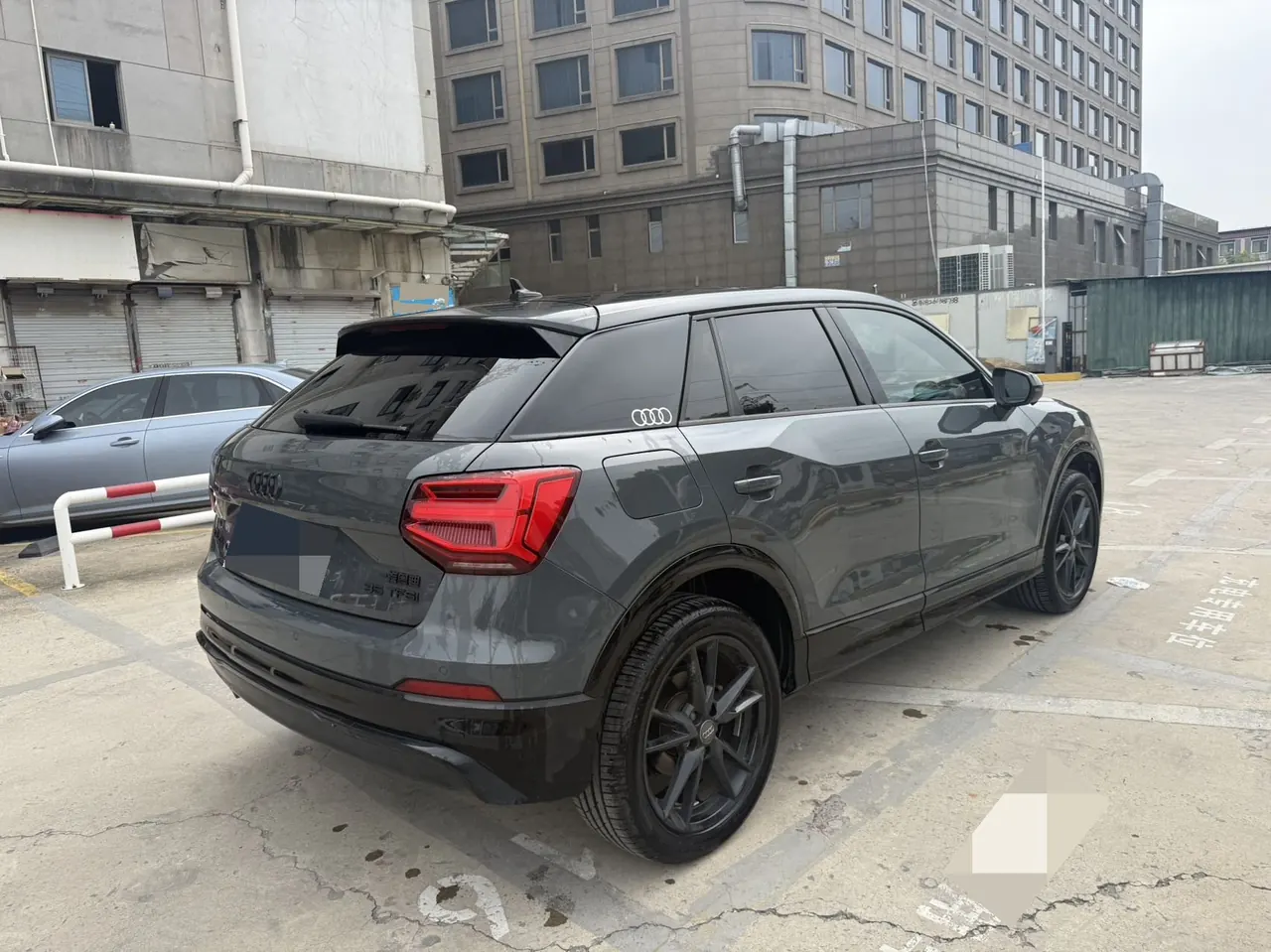 Audi 2020 Q2L 1.4TFSI 35TFSI Aggressive Dynamic Automatic 3