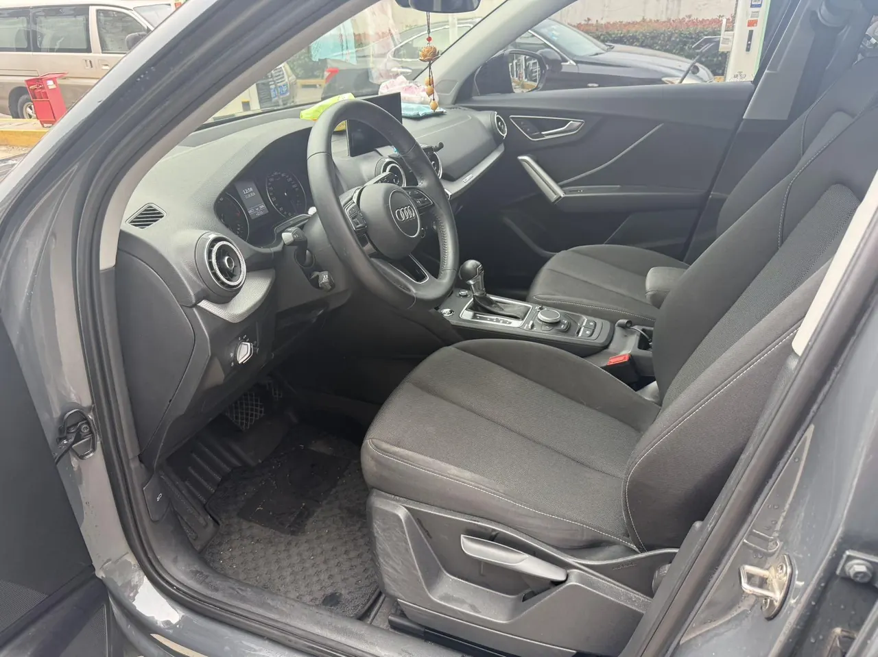 Audi 2020 Q2L 1.4TFSI 35TFSI Aggressive Dynamic Automatic 5