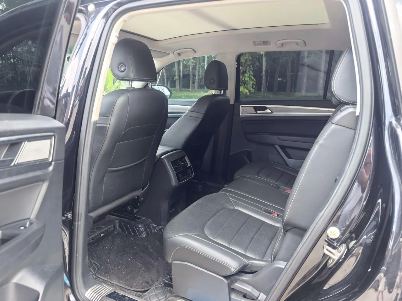 Volkswagen 2020 Tuang 2.0TSI 380TSI Four-wheel Drive Deluxe Edition Automatic Gear 3
