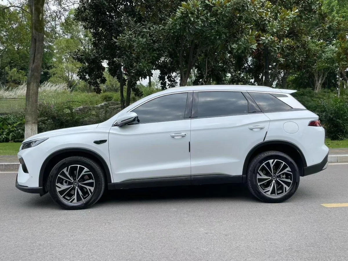 BYD Song Pro New Energy 2025 Song Pro DM-i 1.5 Stepless Smart Driving Edition 115KM Exceed Automatic Gear 3