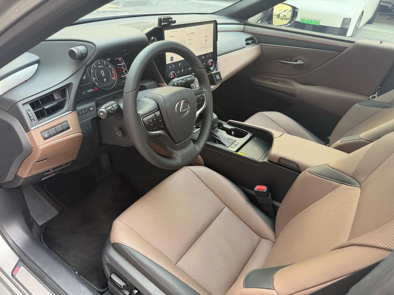 Lexus ES (Imported) 2025 ES200 2.0 Stepless Edition Automatic Gear 5