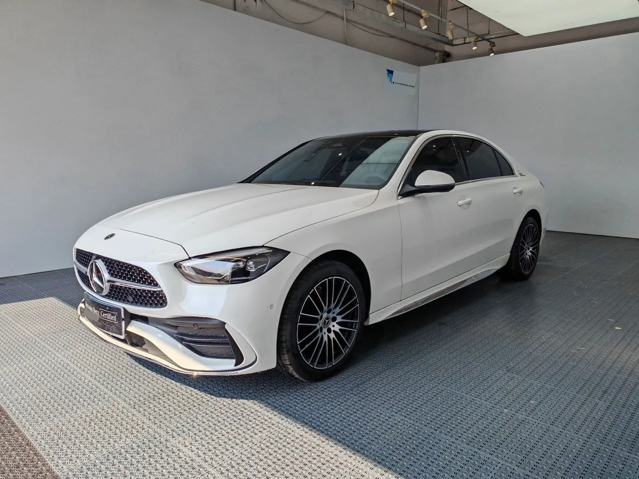 Open image lightbox: Mercedes Benz Class C 2025 C 260 L 48V 1.5T Sports Edition Automatic Gear
