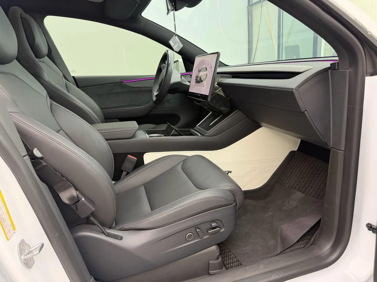 Tesla 2025 Model Y L Long Endurance All-Wheel Drive Automatic Transmission 13