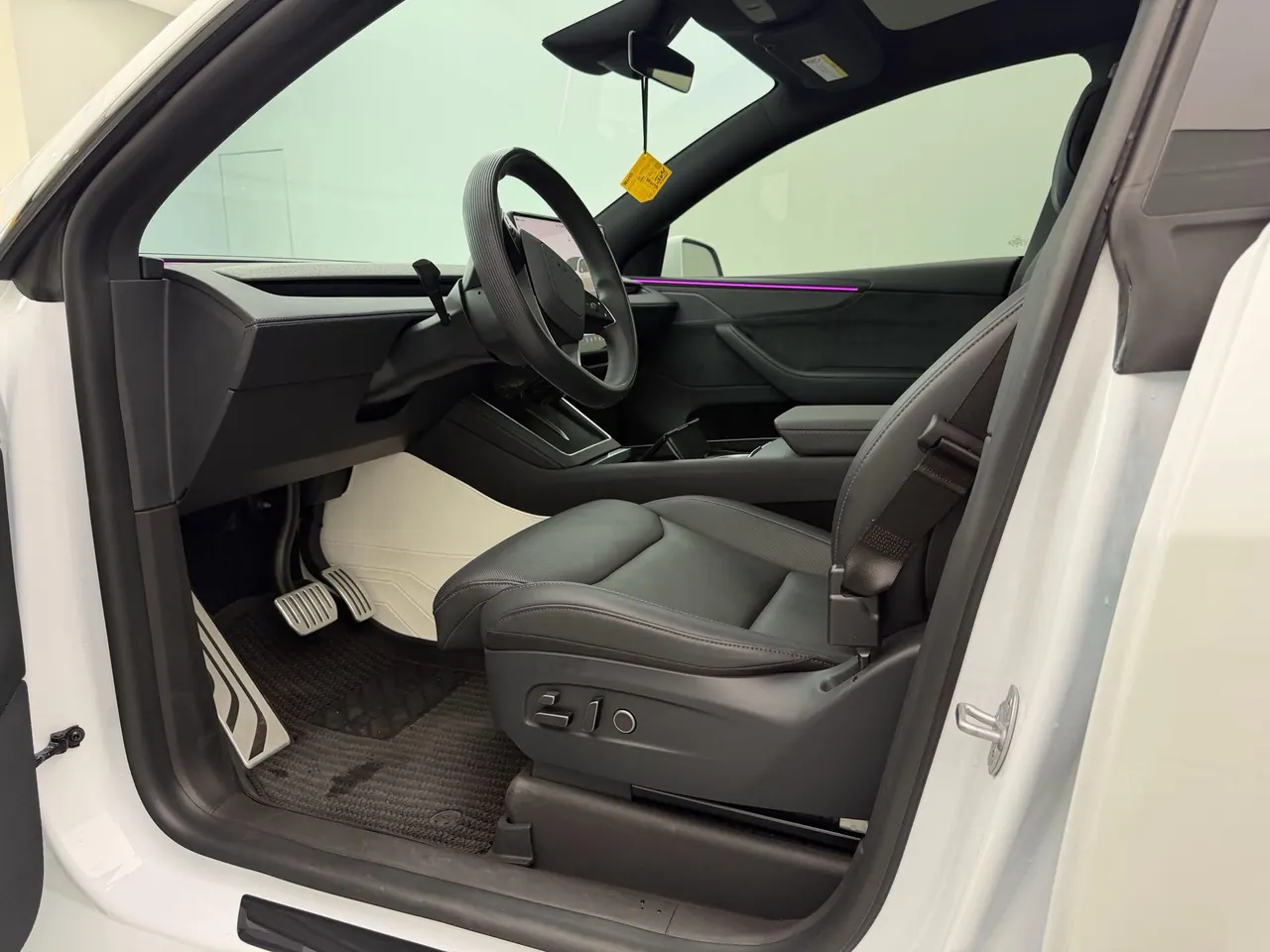 Tesla 2025 Model Y L Long Endurance All-Wheel Drive Automatic Transmission 8
