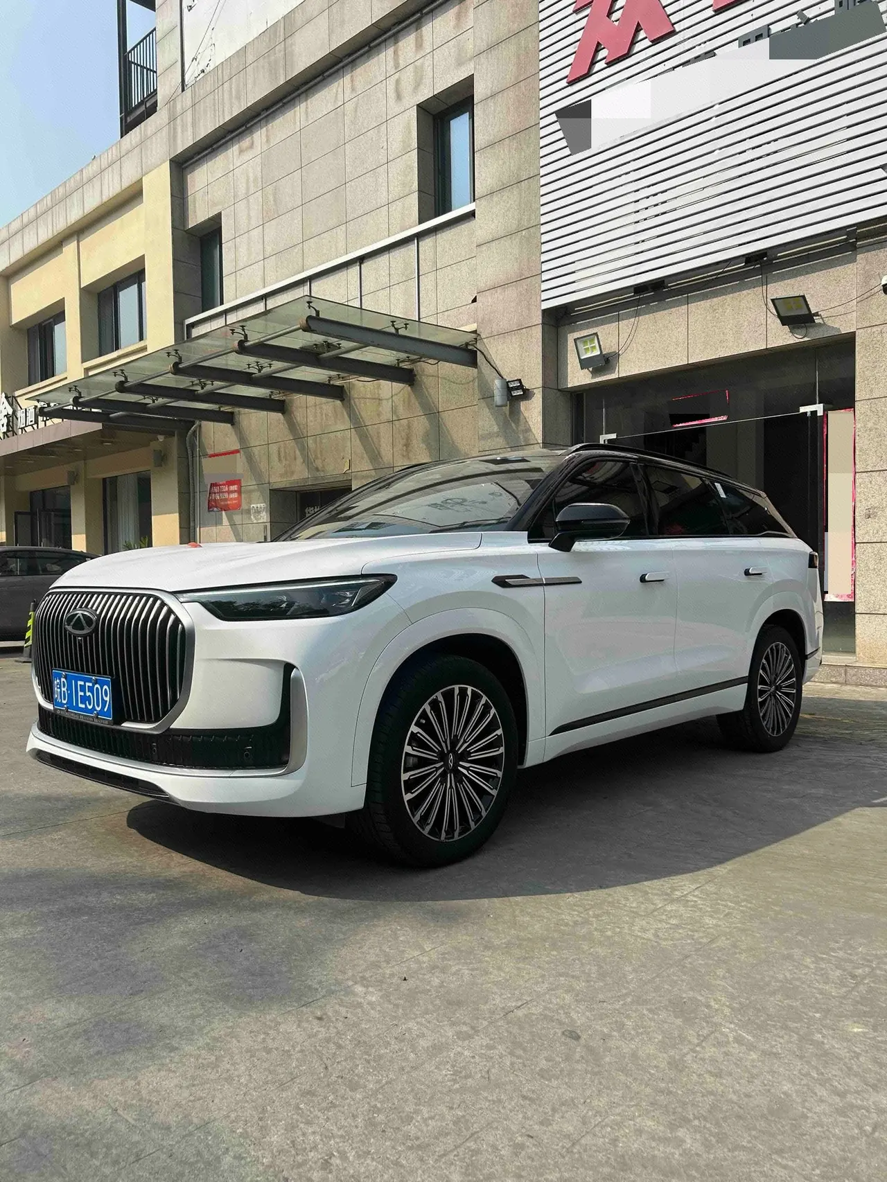 Открыть галерею: Chery 2025 Ruihu 9 2.0T Two-wheel Drive Premium Edition 5-seat Automatic Gear
