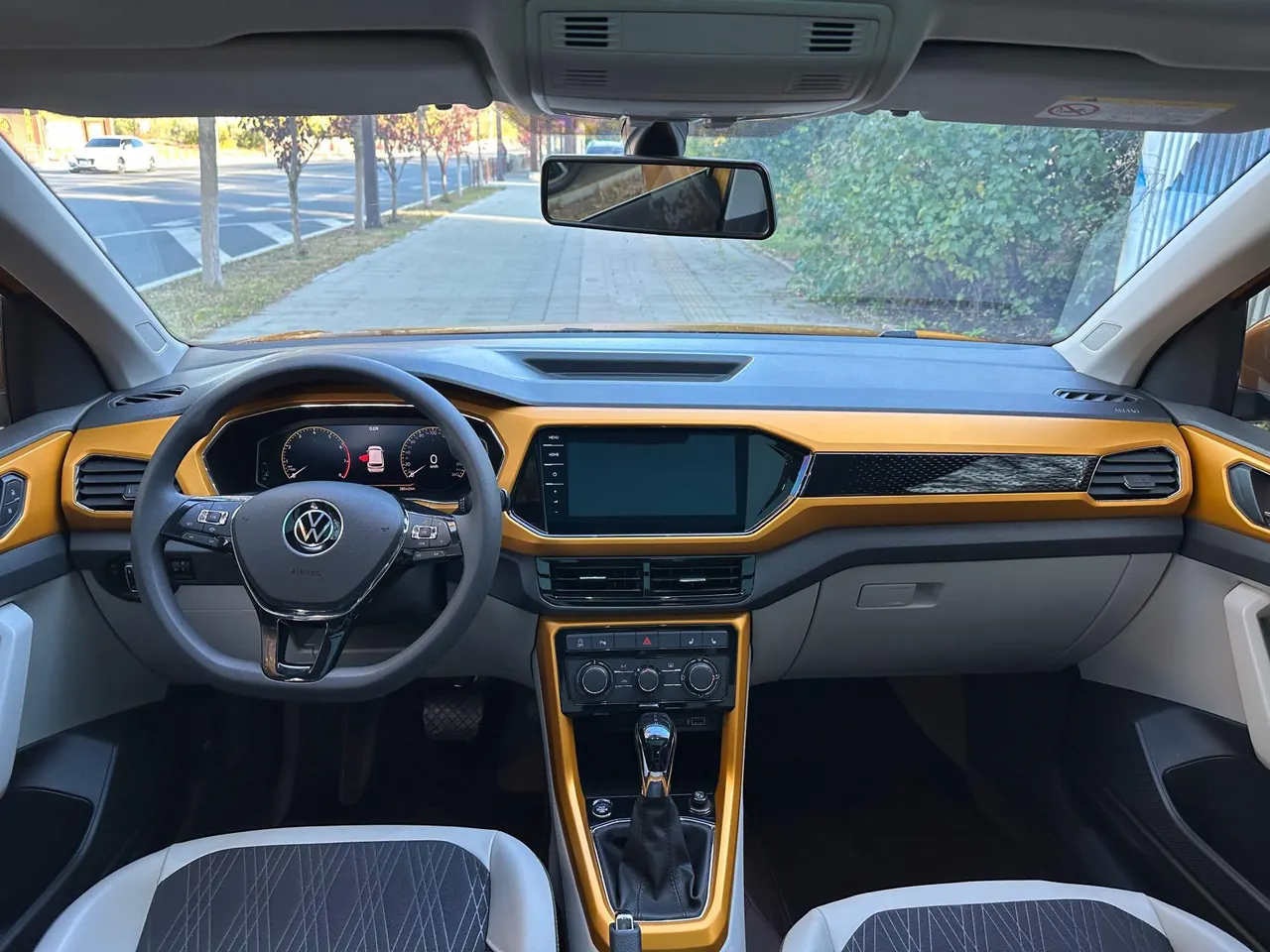 Volkswagen 2023 T-Cross (Tujia) 1.5 Comfort Edition Automatic Gear 6