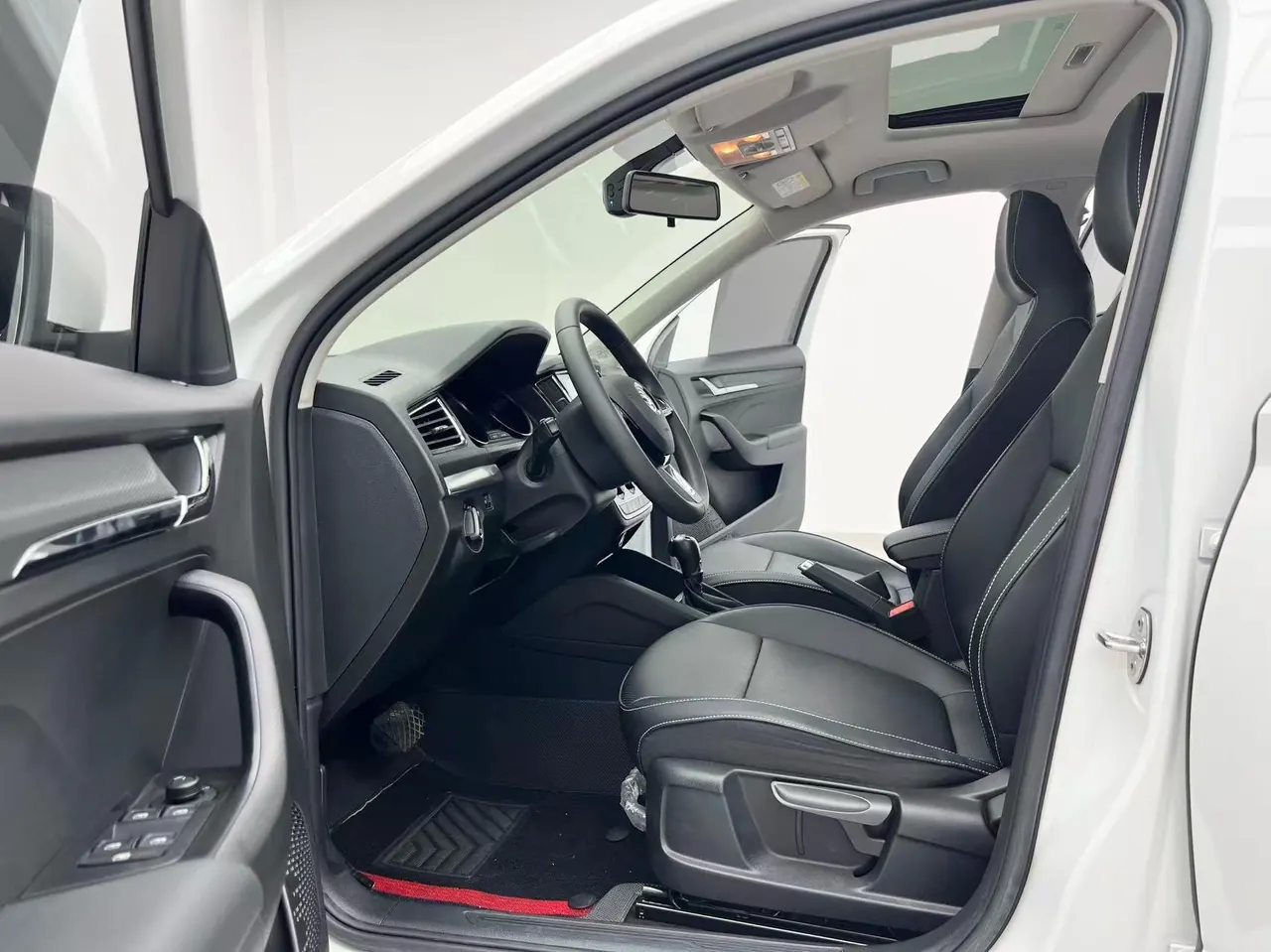 Skoda 2023 Comic 1.5 Comfortable Edition (Modified) Automatic Gear 5