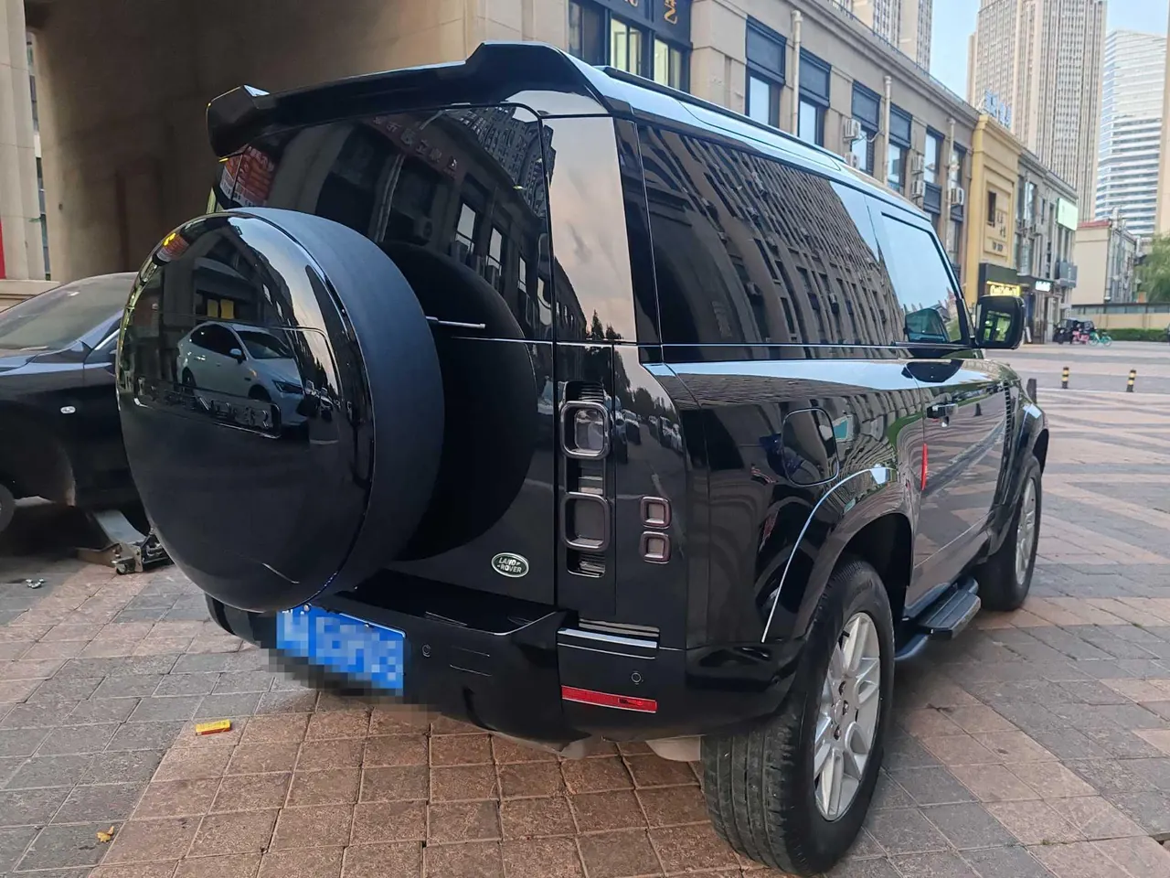 Land Rover Guard (Imported) 2025 Guard 90 2.0T P300 S Automatic Gear 2