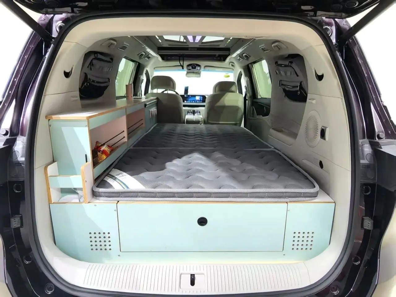 The popular 2026 xinghai V9 1.5TD 200km enjoy version of the four-seat roof camper automatic gear 13
