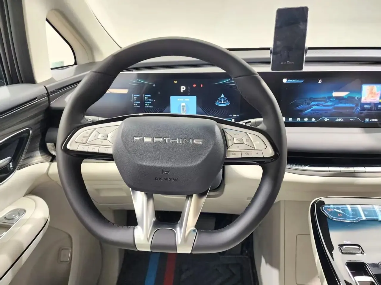 The popular 2026 xinghai V9 1.5TD 200km enjoy version of the four-seat roof camper automatic gear 7