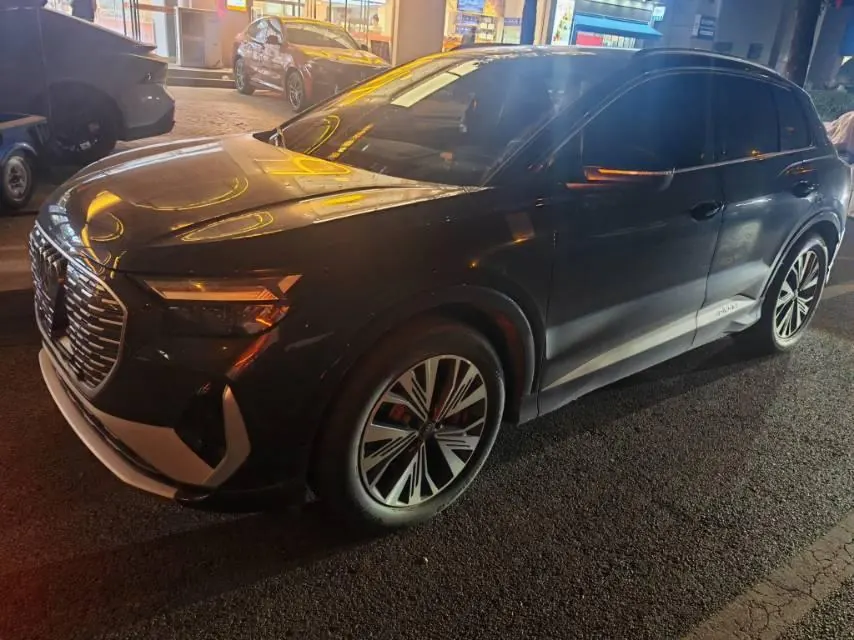 Audi 2023 Q4 e-tron 40 Creation Edition Automatic Gear - View 1