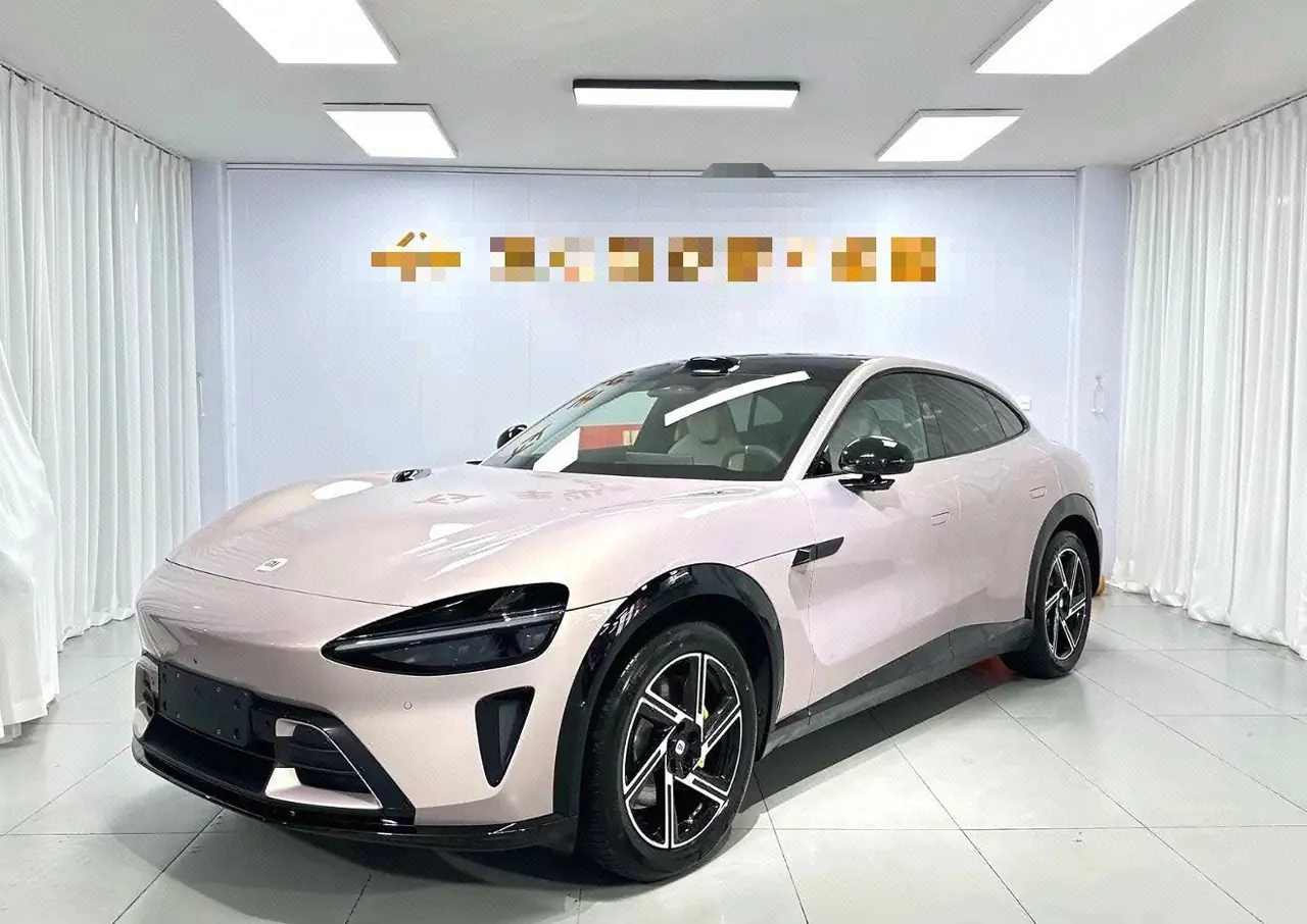 Открыть галерею: MI 2025 YU7 Long Endurance Four-wheel Drive Pro Edition Automatic Gear