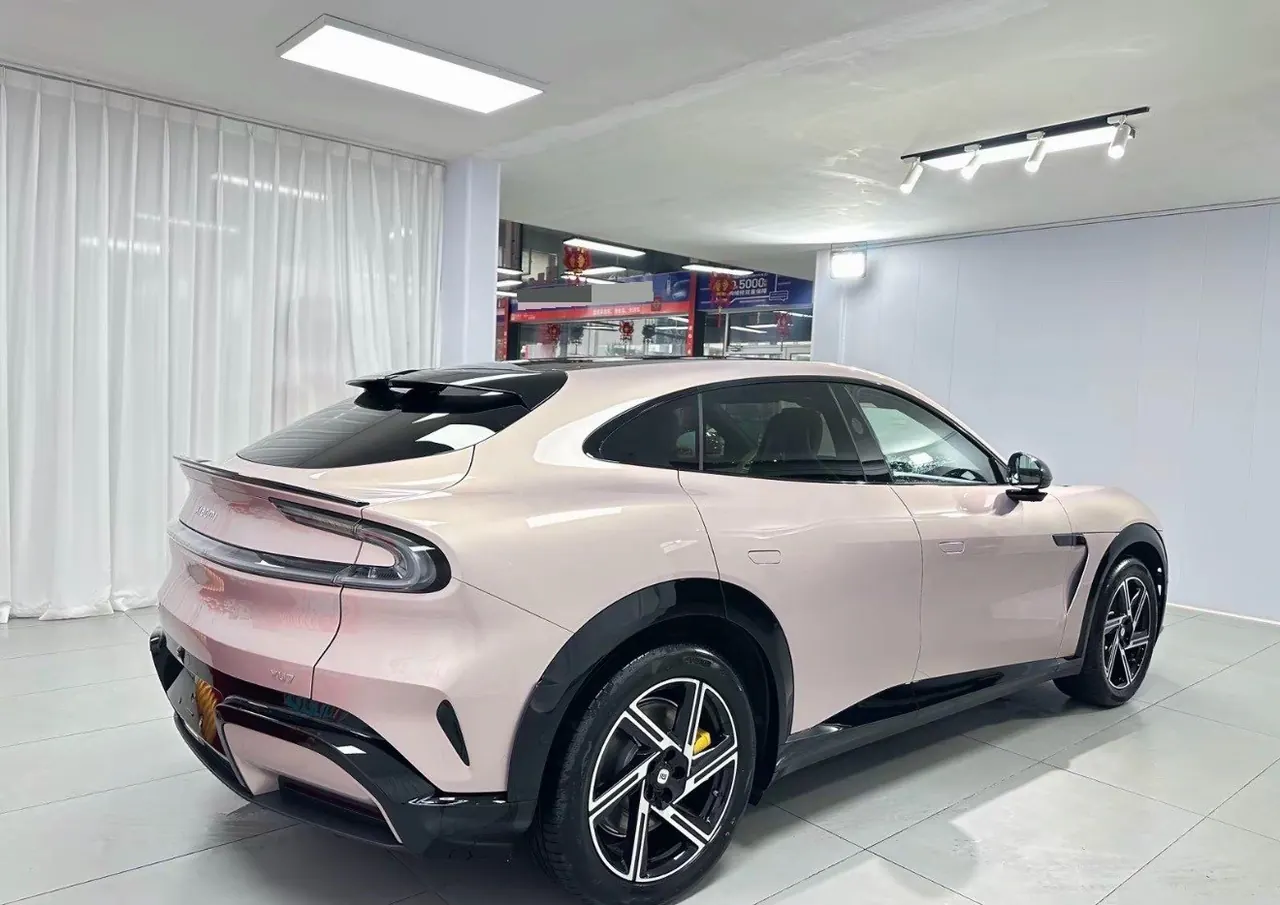 MI 2025 YU7 Long Endurance Four-wheel Drive Pro Edition Automatic Gear 4