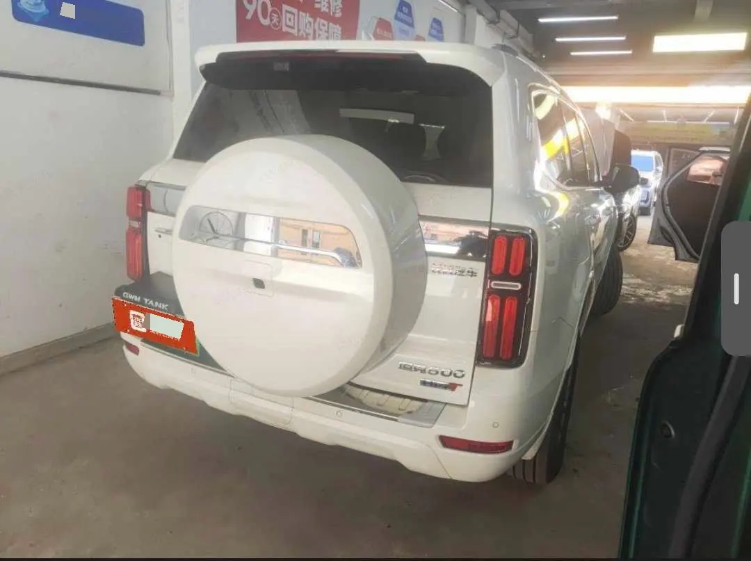 Tank 500 New Energy 2026 Model Tank 500 Hi4-T 2.0T Smart Enjoyment Version Automatic Transmission 3