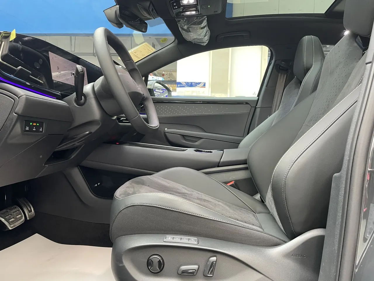 Volkswagen 2026 models and public 07 Pure SE automatic gear 5