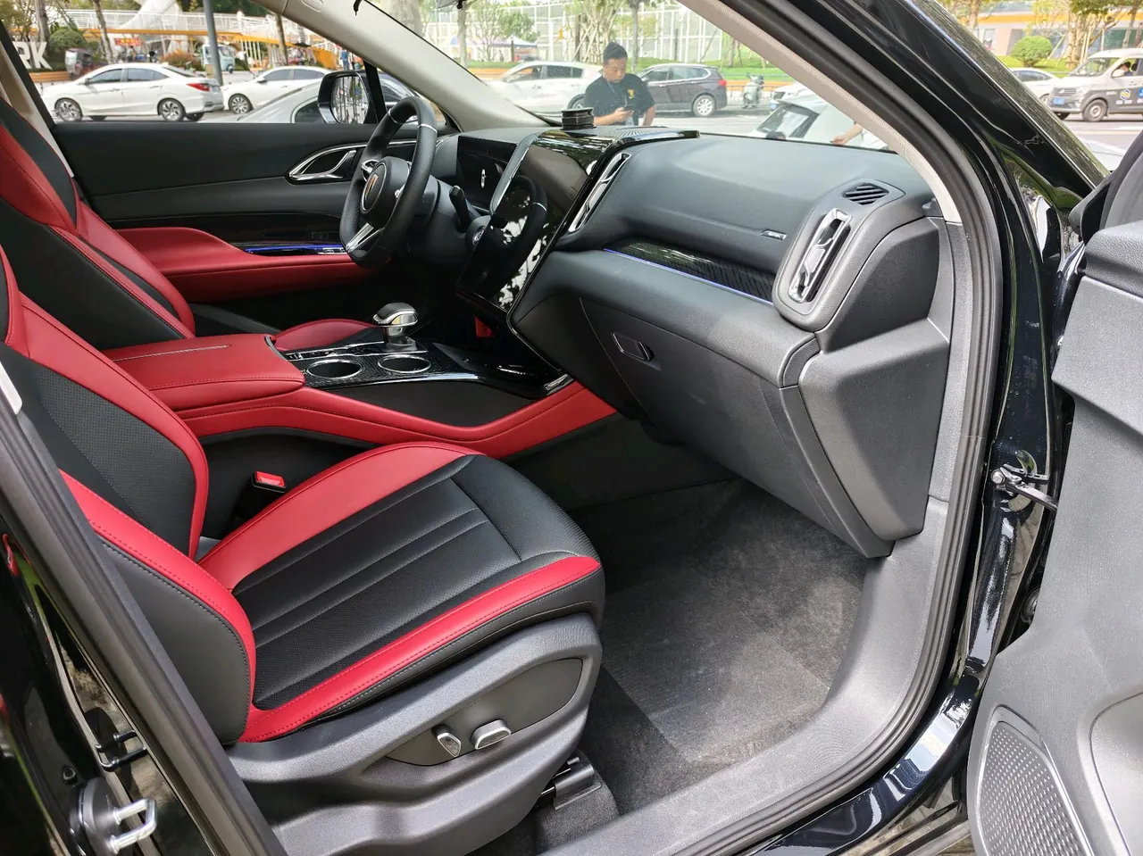 HongQi 2023 HS3 1.5T Two-Drive Good Edition Automatic Gear 5