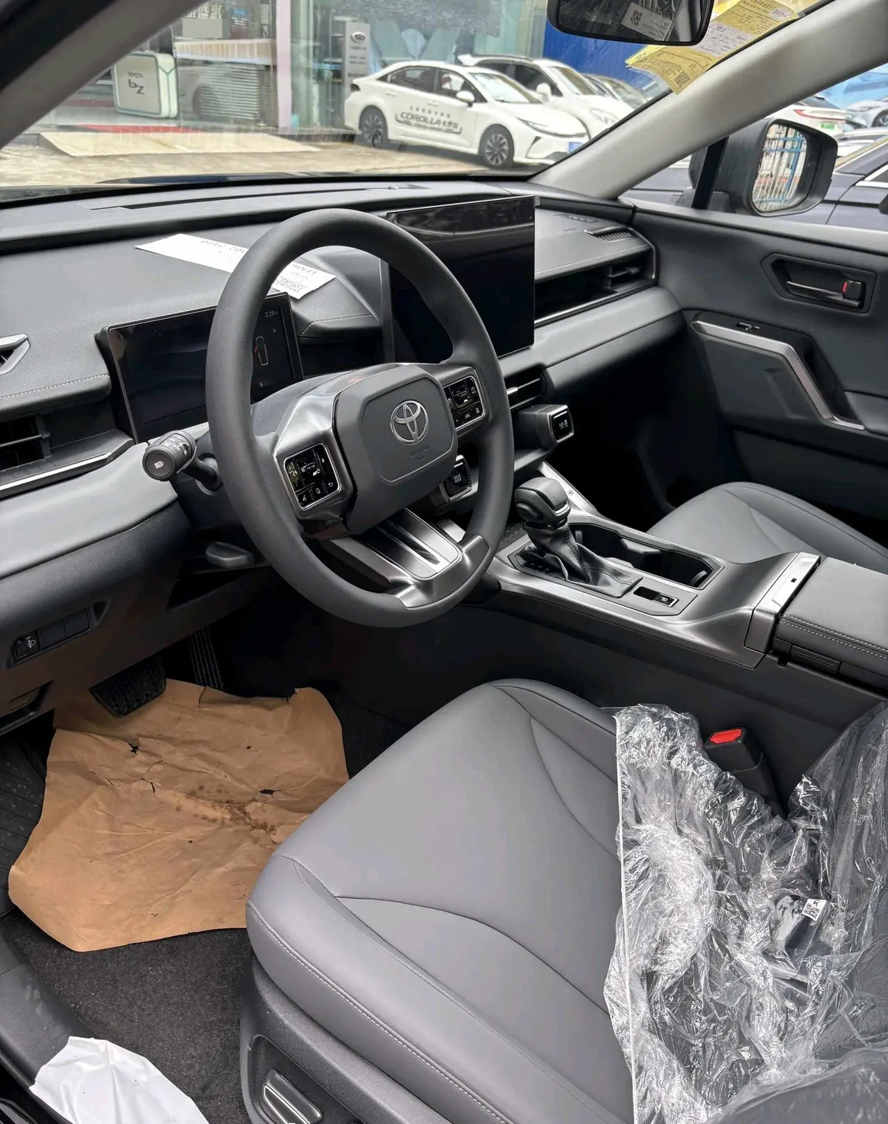 Toyota 2026 RAV4 Rongfang Double Engine 2.0 Stepless Two-Drive Elite Automatic Gear 5