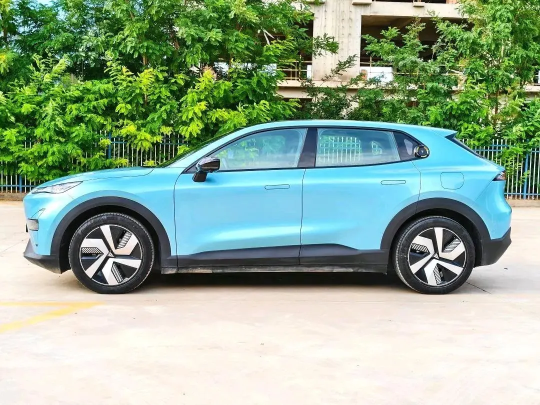 ChangAn Deepal 2025 S 05 200Ultra extended range automatic gear 3