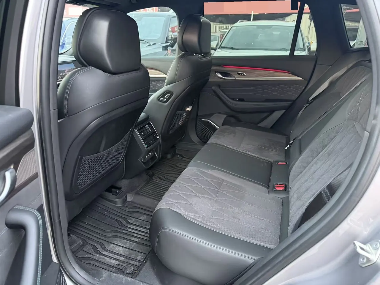 Geely 2025 XingyueL (Monjaro) 2.0TD Oriental Yao Star-Gazing Edition Automatic Transmission 6