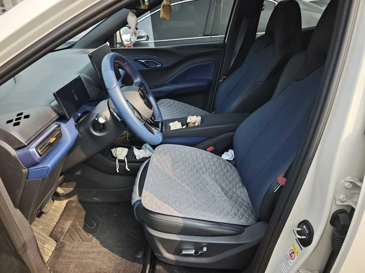 BYD 2025 Seagull Smart Driving Edition 405km Flying Edition Automatic Gear 3