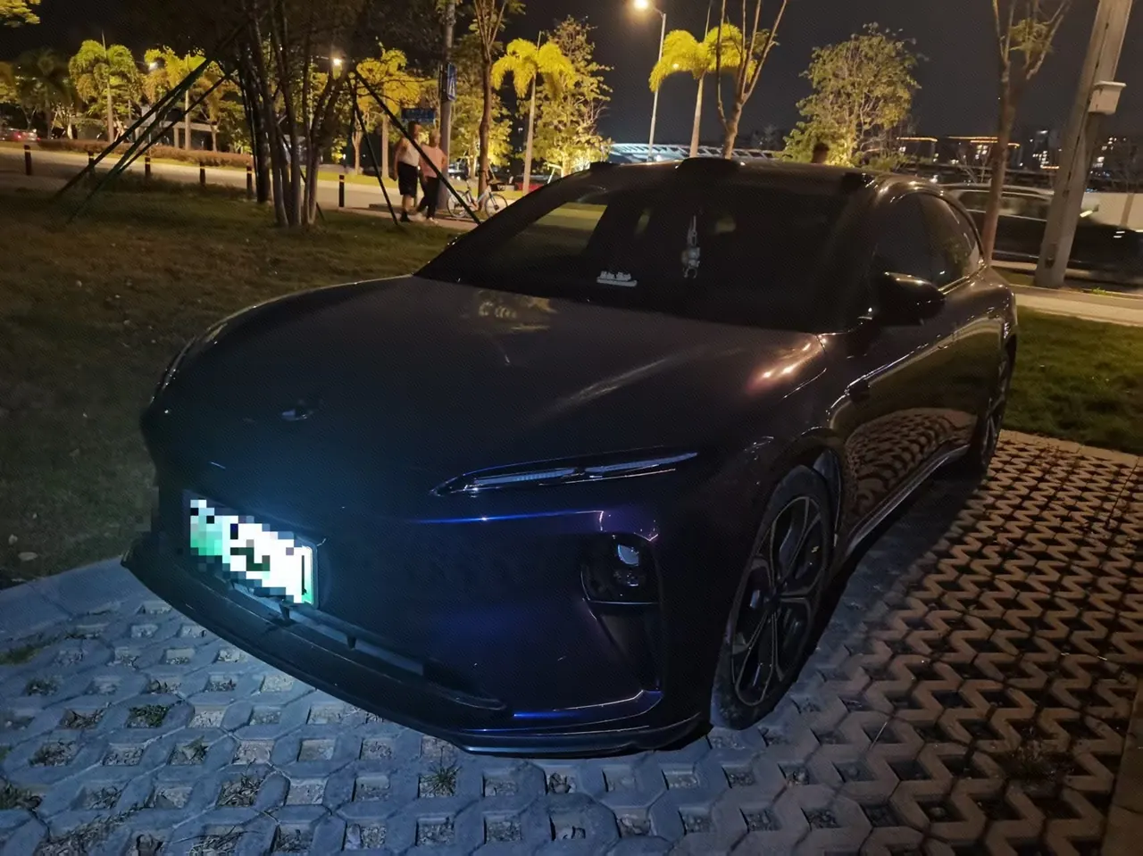 Open image lightbox: NIO 2023 ET5T 75kWh Touring automatic