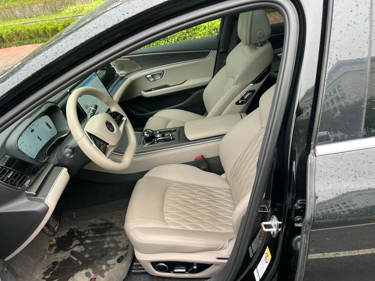BYD 2025 Han DM-i 1.5T stepless smart driving version 125KM laser Radar flagship automatic gear 5