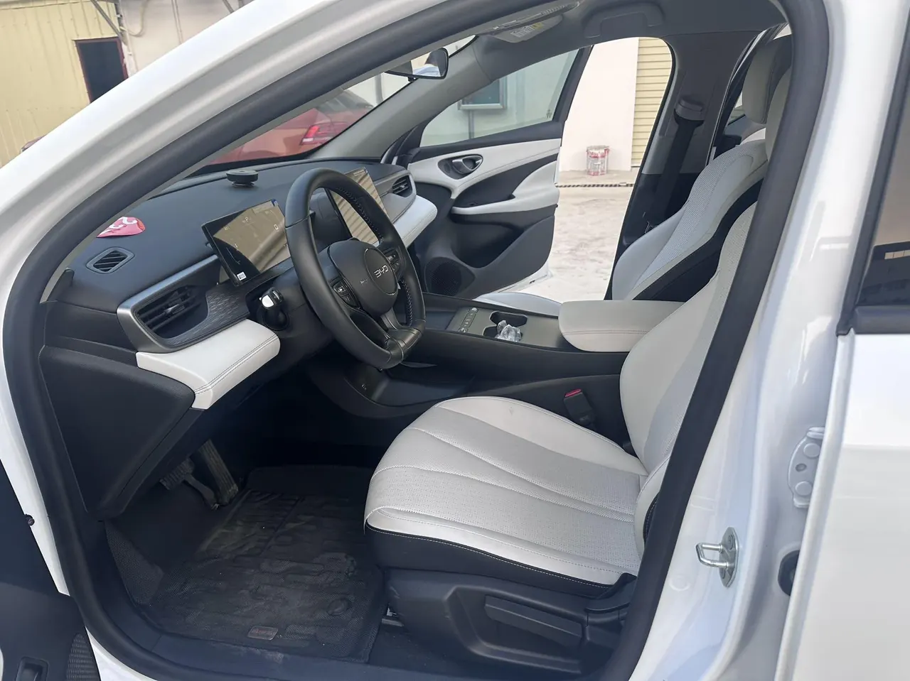 BYD 2026 seals 05 DM-i 1.5 stepless 128KM luxury automatic gear 11