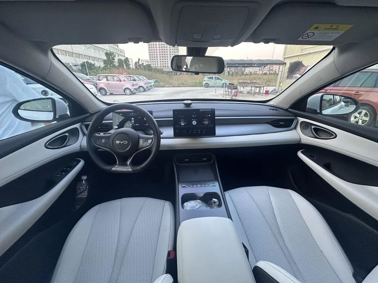 BYD 2026 seals 05 DM-i 1.5 stepless 128KM luxury automatic gear 13