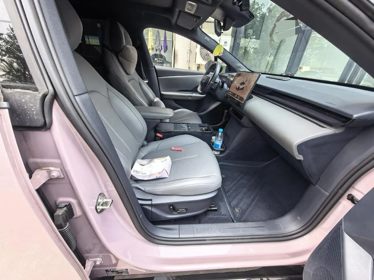 LYNK&amp;CO 2025 LYNK&amp;CO Z 20 530km Rear Drive Pro Automatic 3