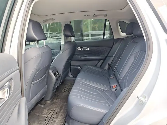 Geely Galaxy 2026 Starship 7 EM-i 1.5 135km Starship Edition Automatic Gear 3