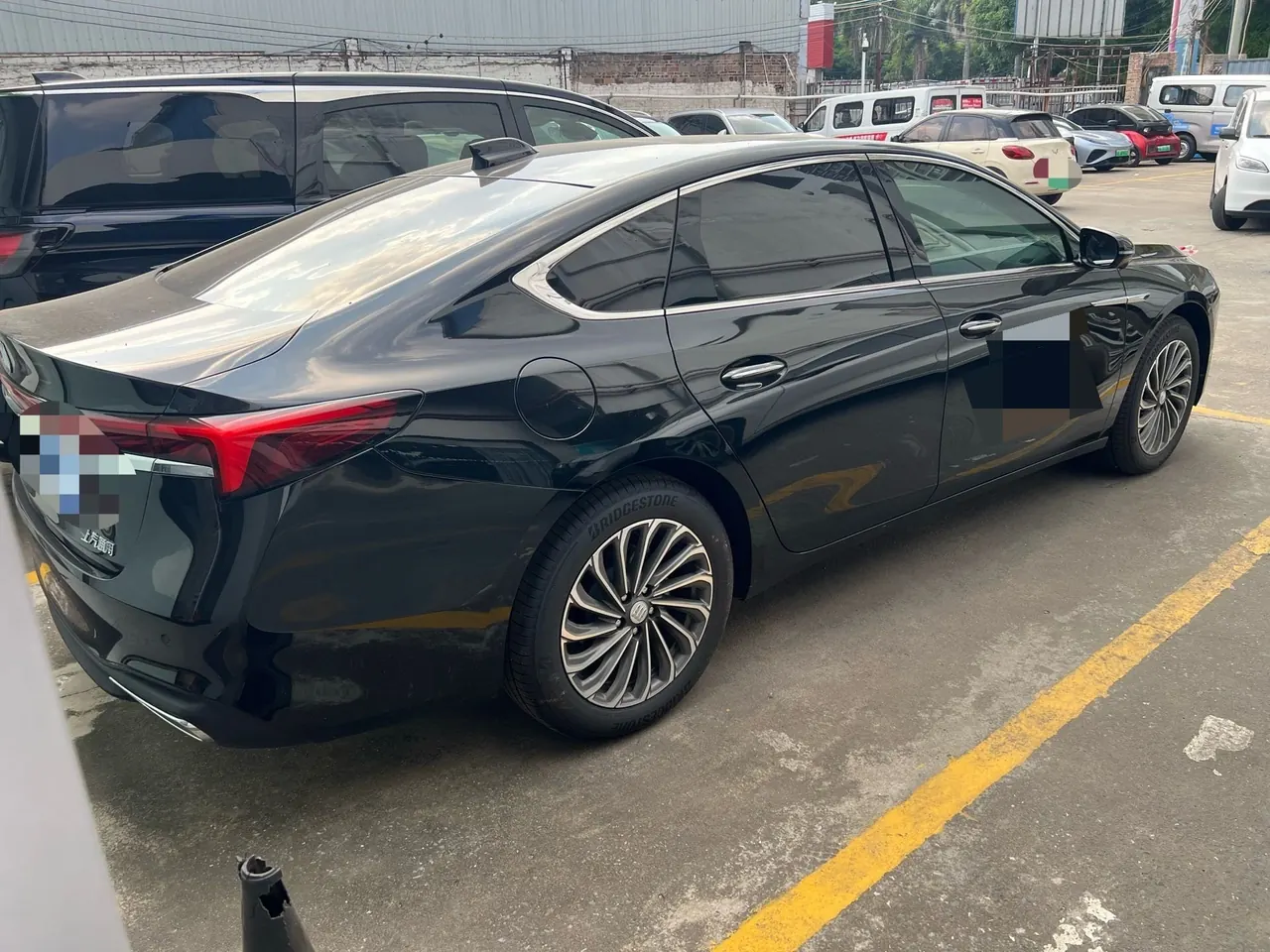 Buick 2026 LaCrosse 2.0T 28T Platinum Edition Automatic Gear 3