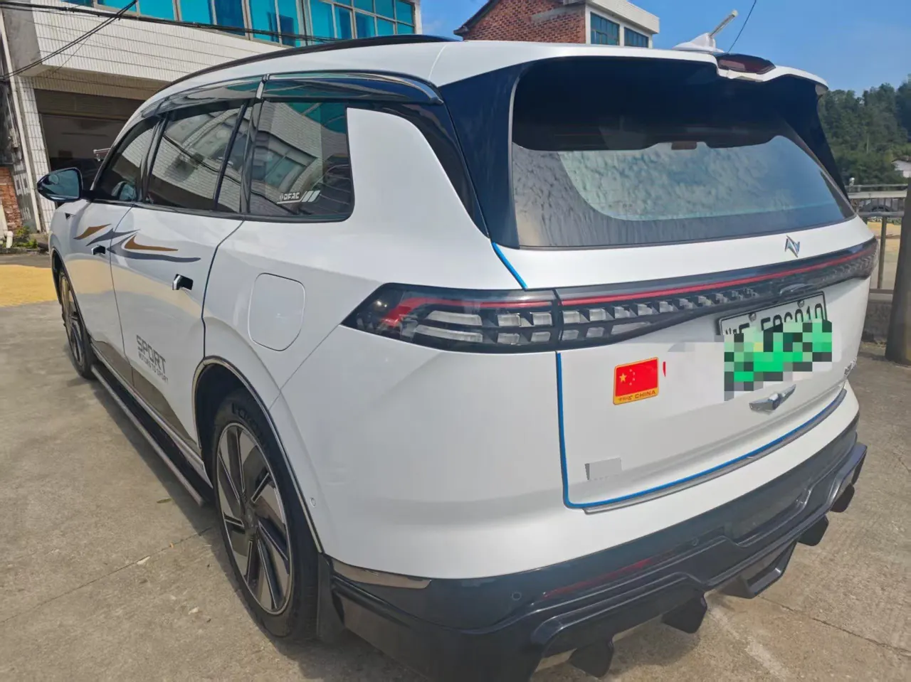 Yi pai 2025 e π 008 210Ultra extended range version 5-seat automatic gear 5