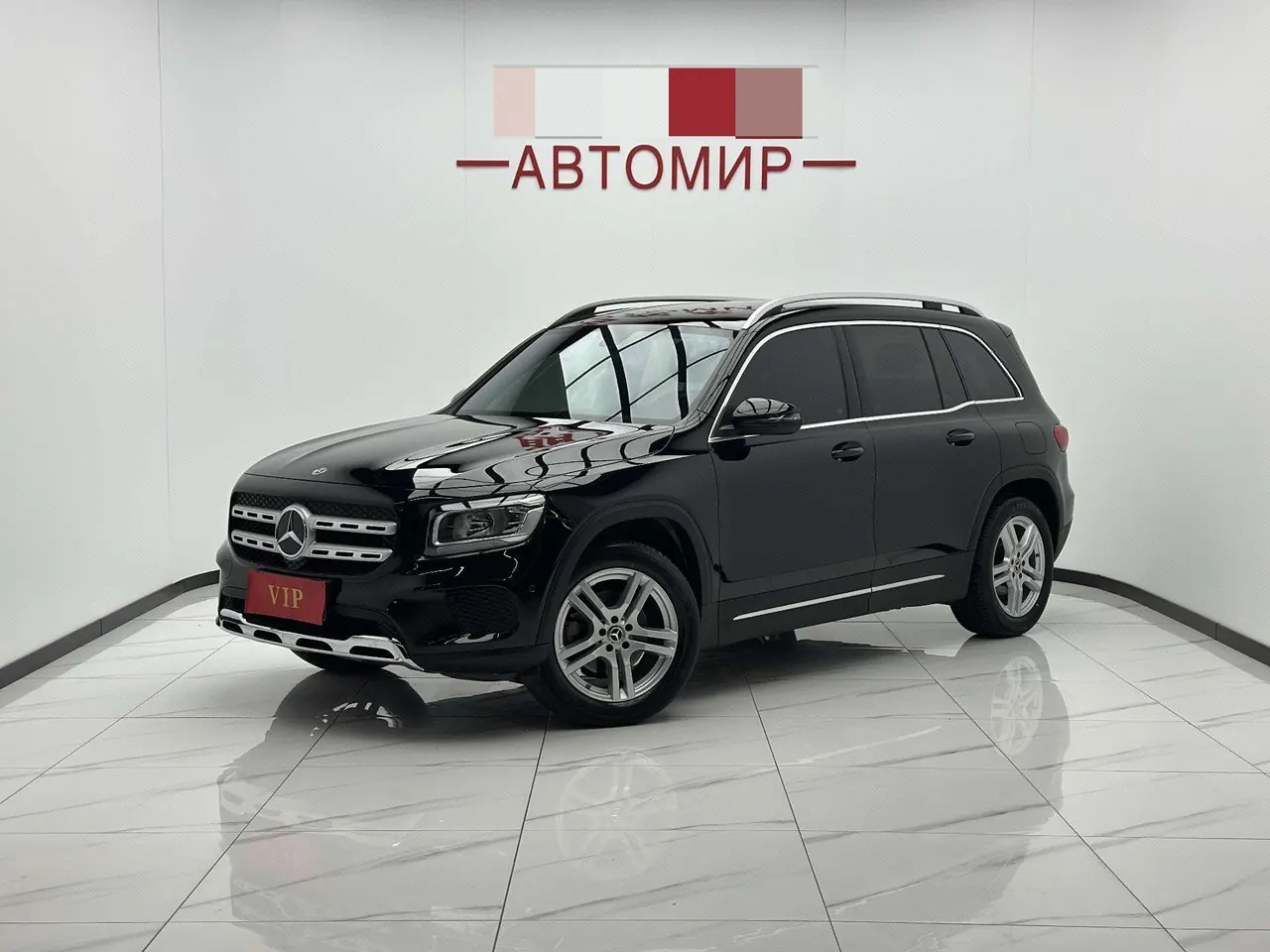 Open image lightbox: Mercedes Benz 2021 GLB 180 1.3T Dynamic Automatic