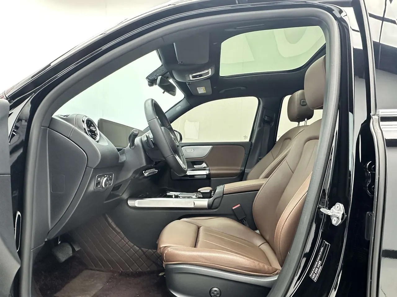 Mercedes Benz 2021 GLB 180 1.3T Dynamic Automatic 4