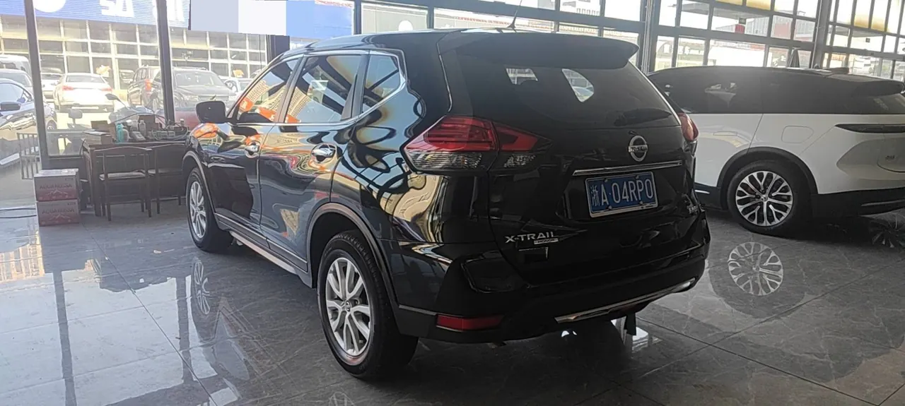 Nissan 2021 Qijun 2.0 stepless XL Premium two-wheel drive Zhilian exclusive version of automatic gear 4