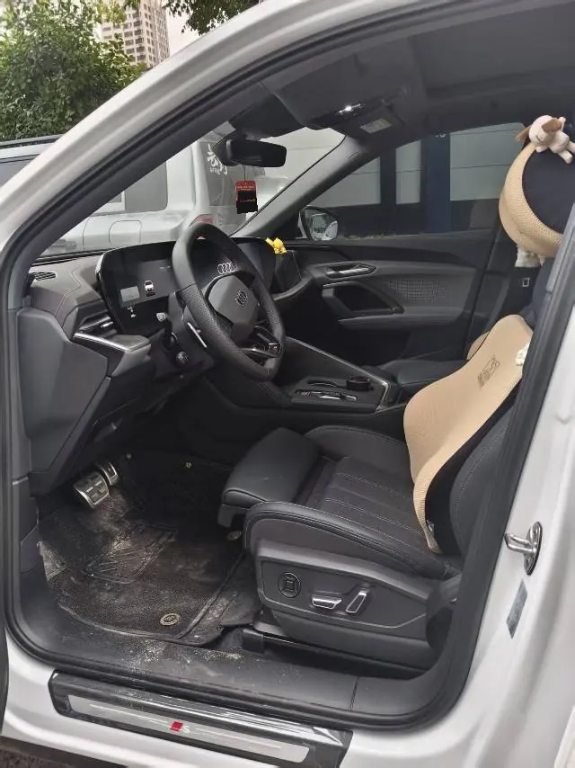 Audi 2026 Q5L 2.0T Smart Hybrid Luxury Automatic Gear 2