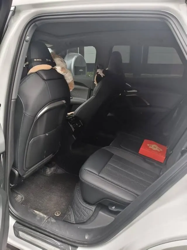 Audi 2026 Q5L 2.0T Smart Hybrid Luxury Automatic Gear 3