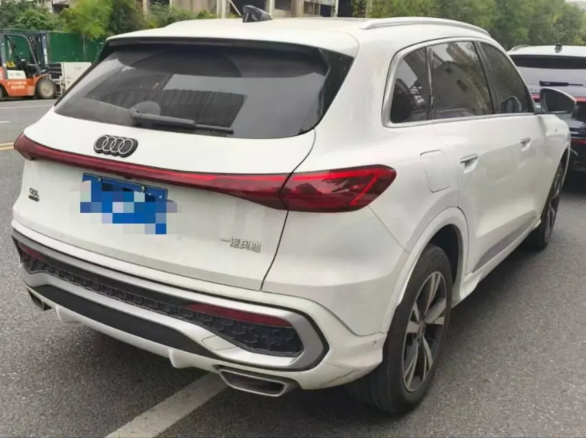Audi 2026 Q5L 2.0T Smart Hybrid Luxury Automatic Gear 5