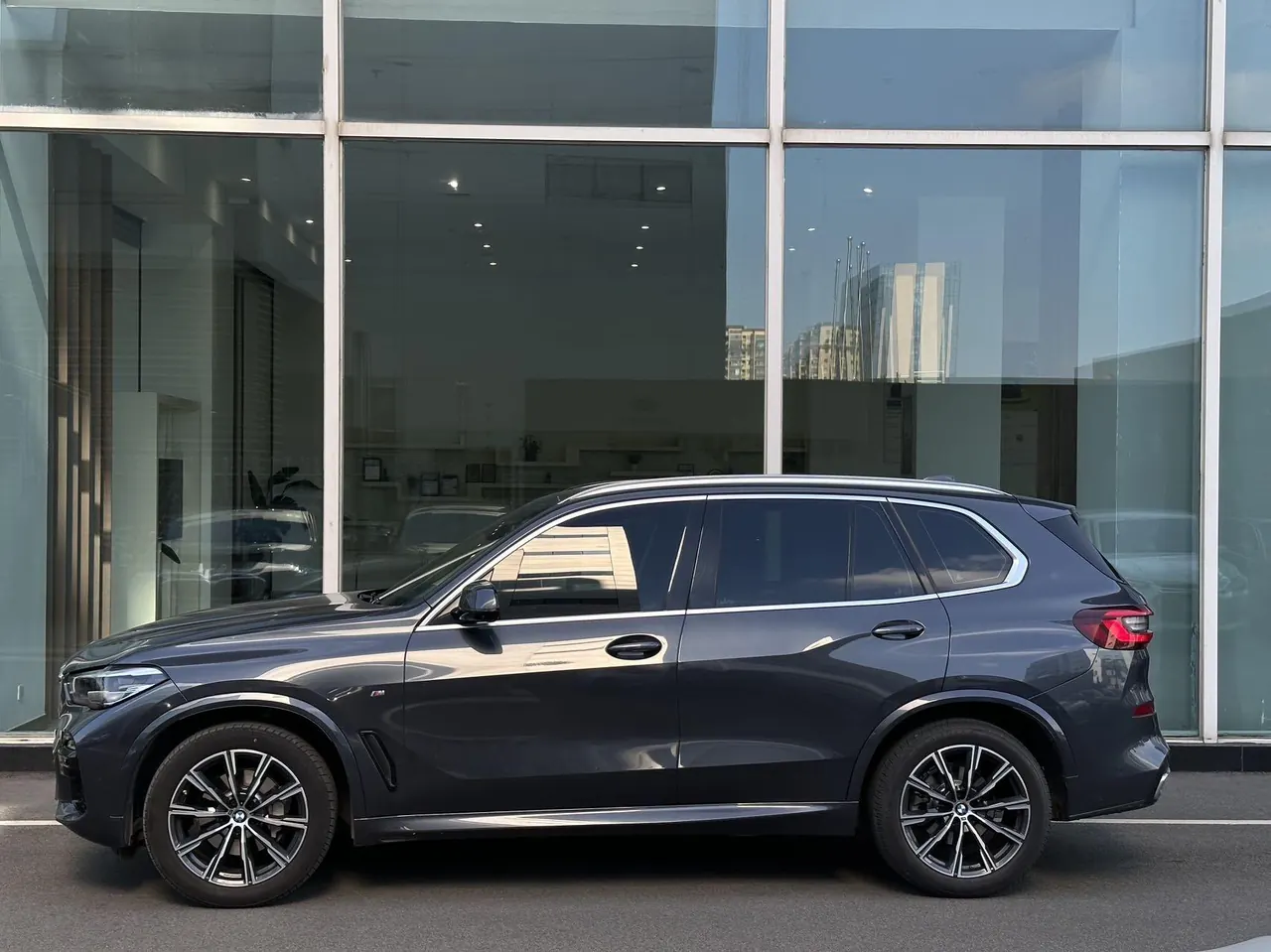 BMW X5 (Imported) 2021 X5 xDrive30i 2.0T M Sports Suit Automatic Gear 5
