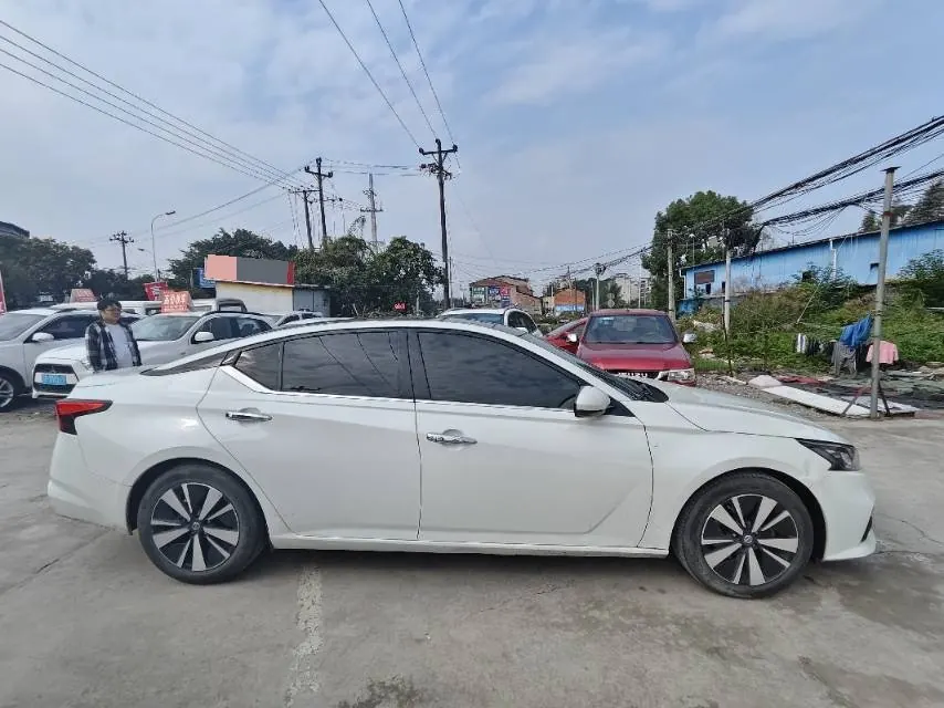 Nissan 2021 Teana 2.0 Stepless XL Comfort Edition Automatic Gear 6
