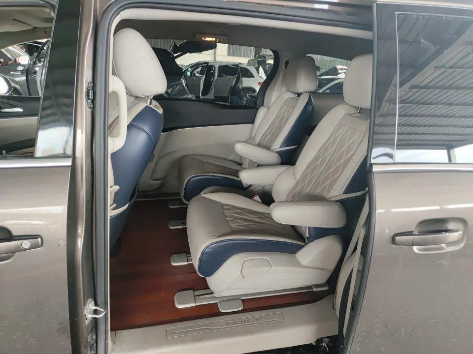Buick 2021 GL8 Land Business Class 2.0T 652T Comfortable Automatic Gear 4