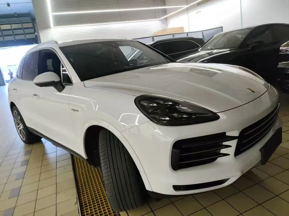 Porsche Cayenne New Energy (Imported) 2021 Cayenne Oil and Electric Hybrid 2.0T Automatic Gear 2