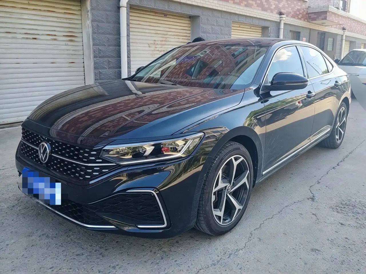 Открыть галерею: Volkswagen 2026 Passat 2.0TSI 380TSI Subut Longteng Edition Automatic Gear