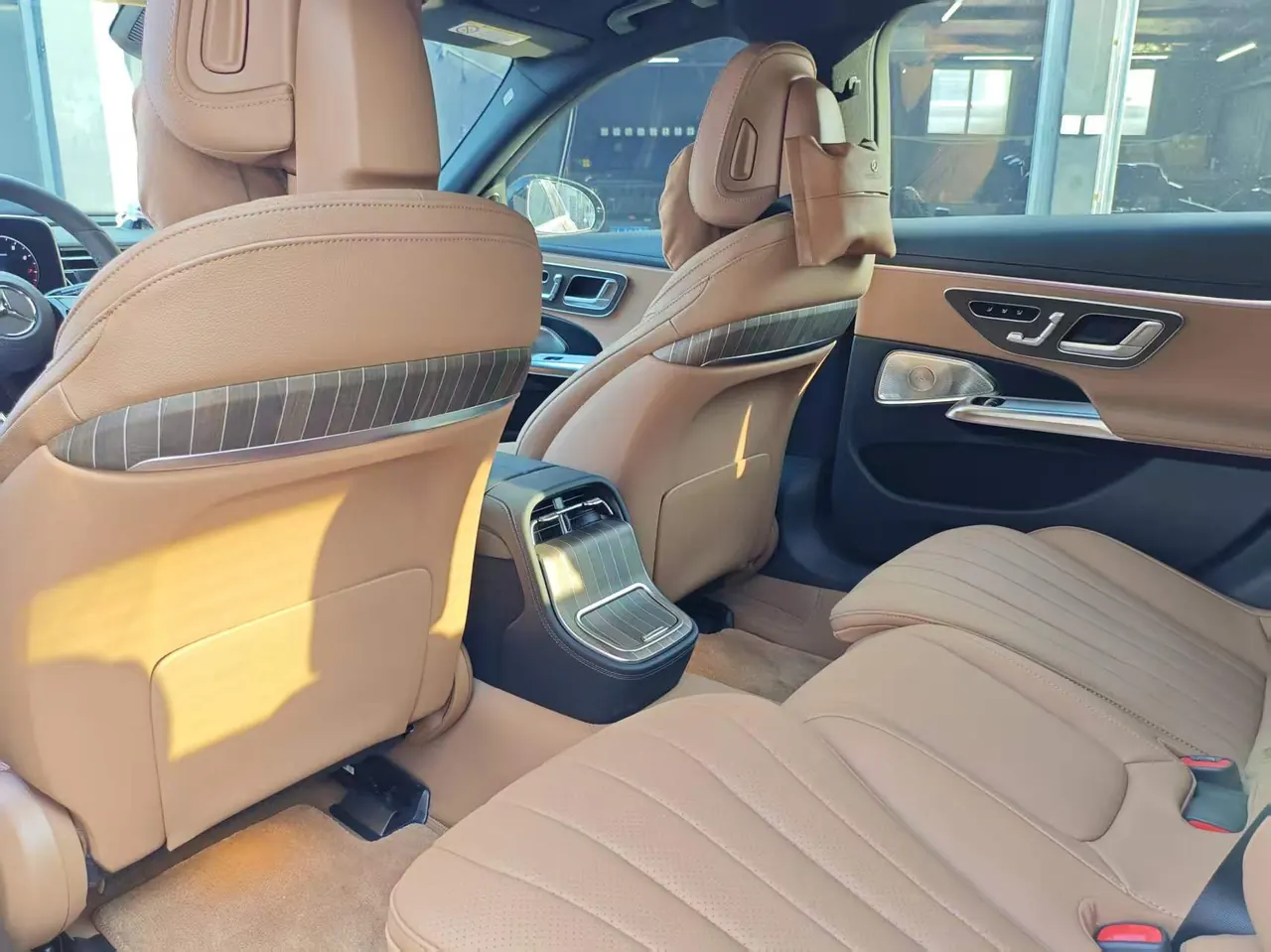 Mercedes Benz E-Class 2026 model E 300 L 48V 2.0T Luxury Edition Automatic 3