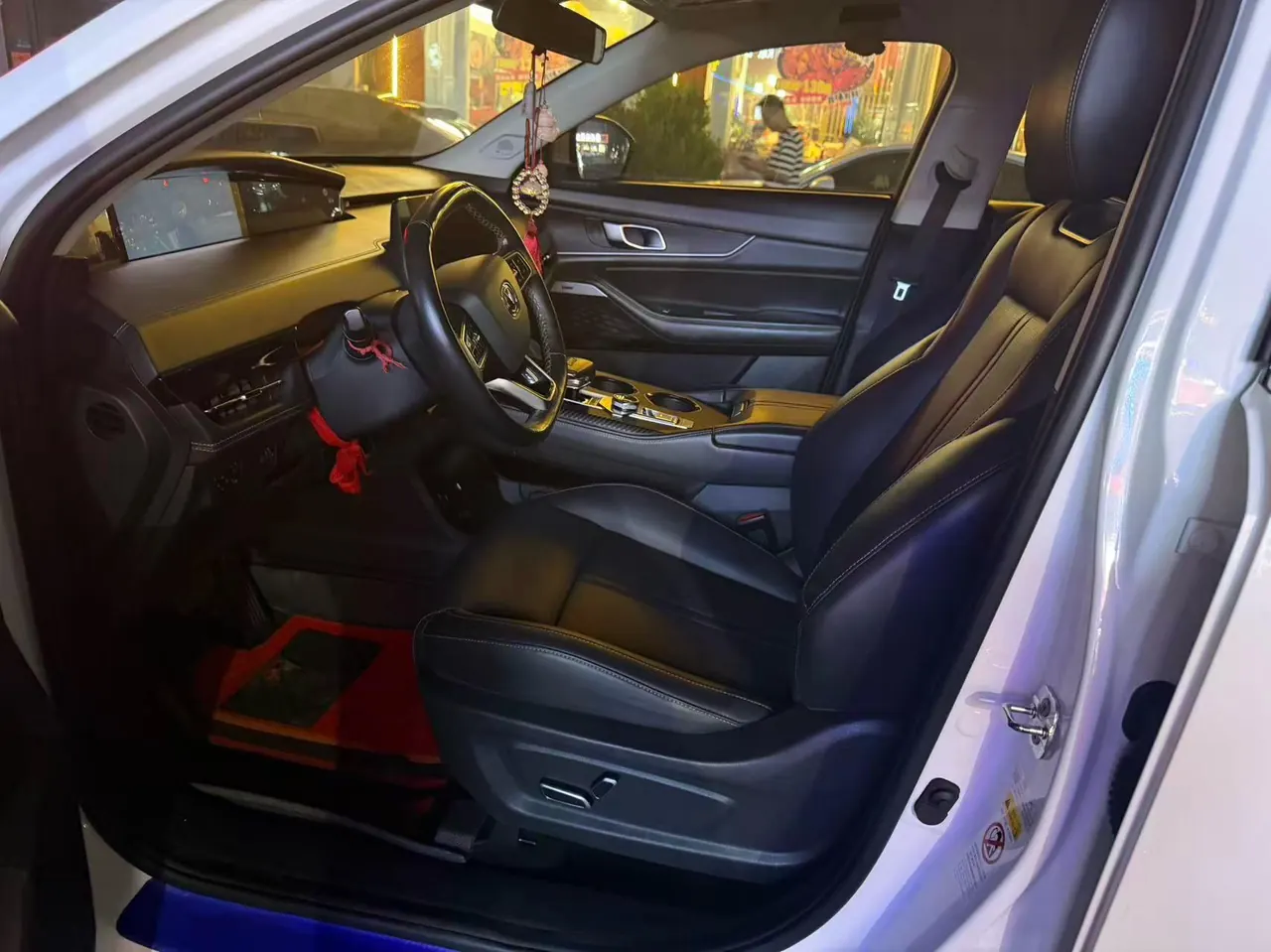 ChangAn 2021 UNI-K 2.0T Luxury Automatic 2