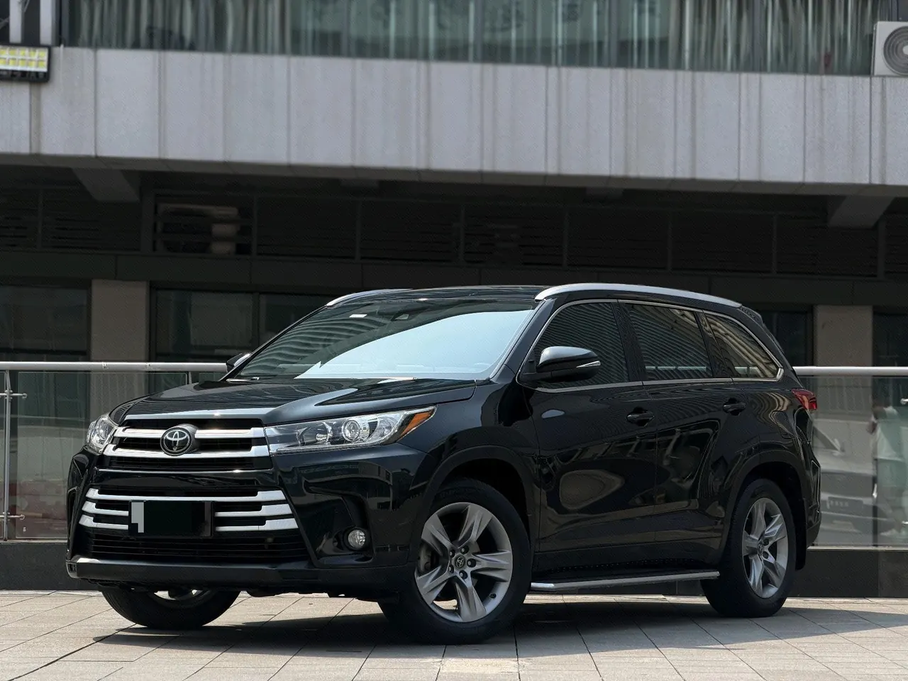 Open image lightbox: Toyota 2021 Highlander 2.0T 4-wheel drive deluxe 7-seat automatic gear