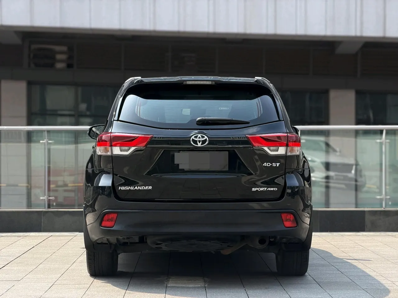 Toyota 2021 Highlander 2.0T 4-wheel drive deluxe 7-seat automatic gear 9
