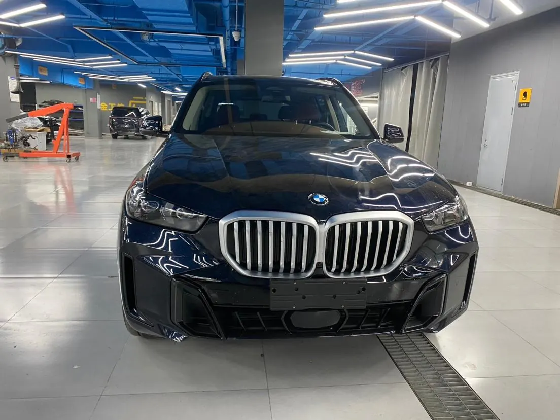BMW 2026 X5 xDrive30Li 48V 2.0T exclusive m sports obsidian night suit automatic gear 2